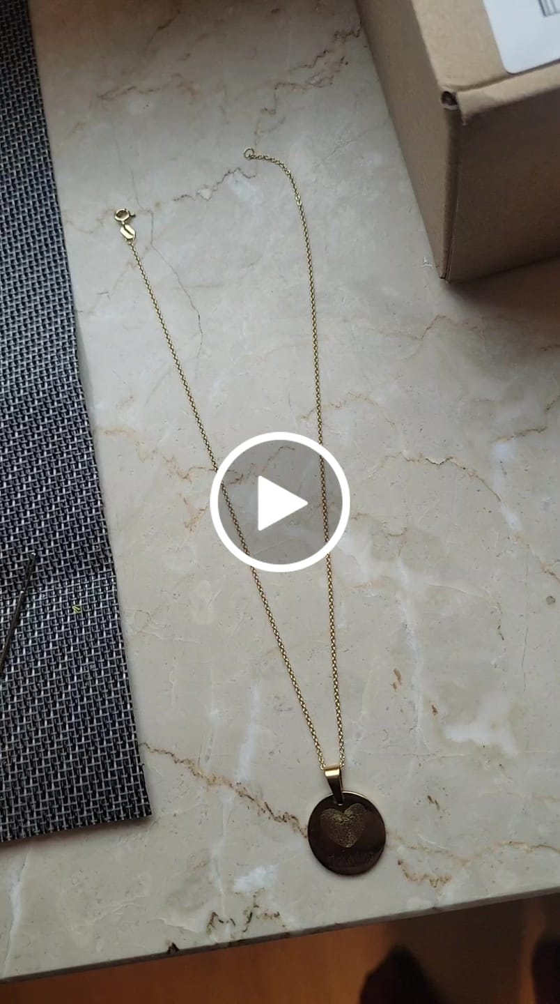Customer video review of Gravur Rückseite