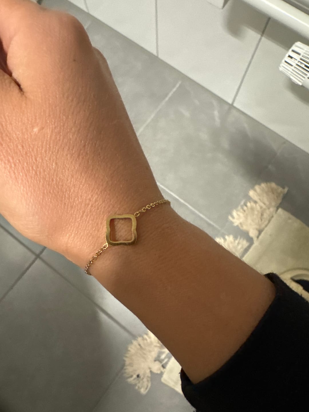 Customer photo review of Fiona Necklace