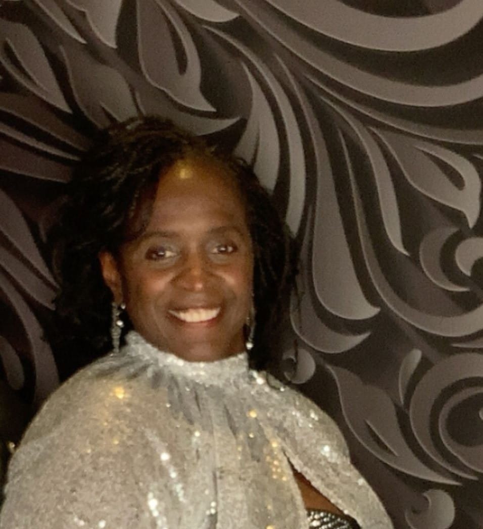 Customer photo review of Kinky Straight Bulk Hair Extensions for Braiding