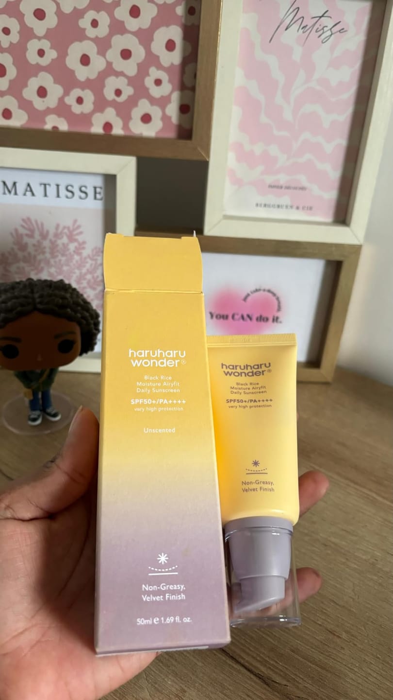 Customer photo review of BLACK RICE moisture airyfit daily sunscreen SPF50+ PA++++