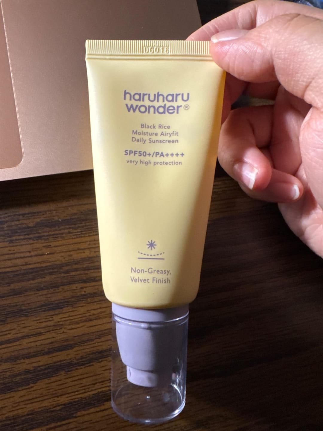 Customer photo review of BLACK RICE moisture airyfit daily sunscreen SPF50+ PA++++