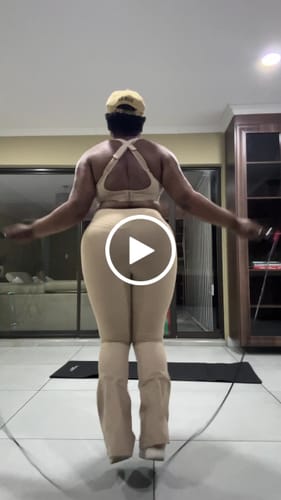 Customer video review of High Impact Full Support Sports Bra