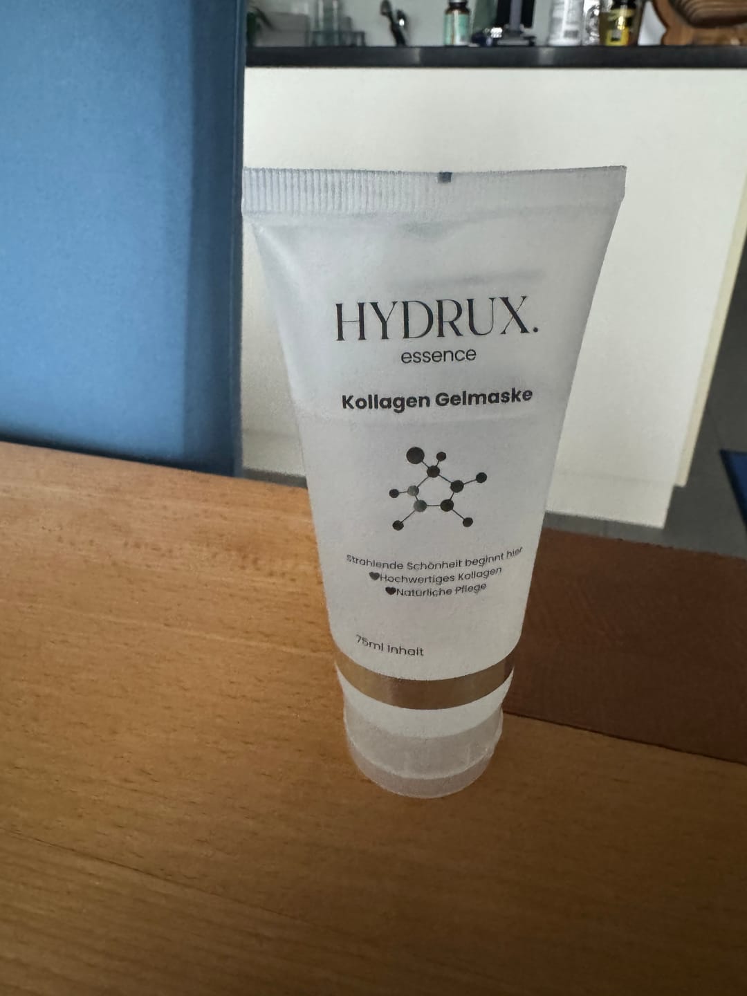 Customer photo review of Essence-Kollagen Gelmaske