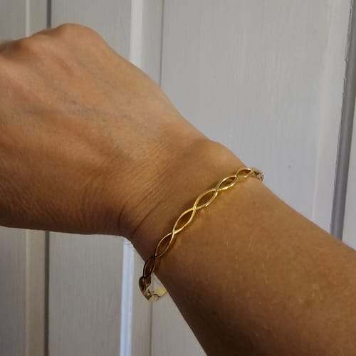 Customer photo review of Mother Daughter Remain Unbreakable Matching Weave Bracelet