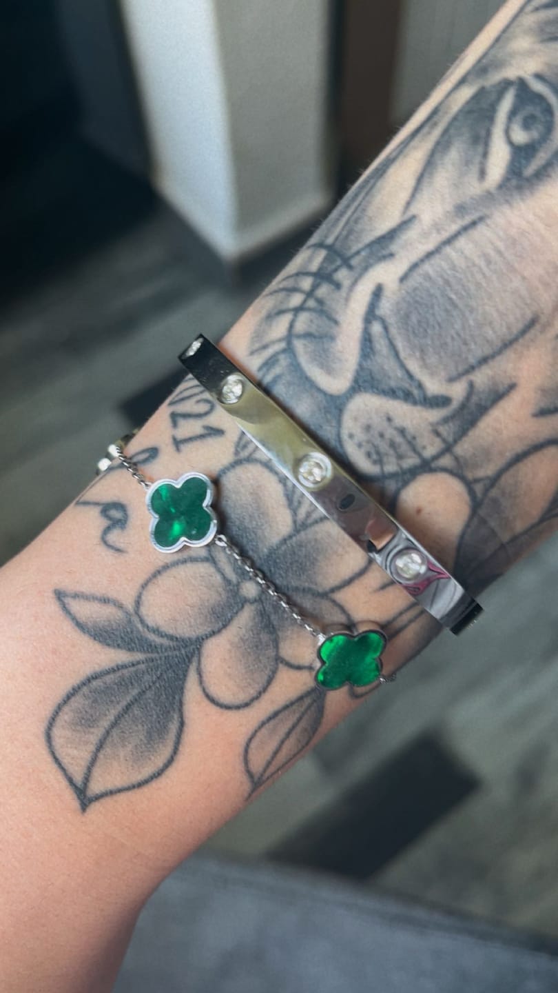 Customer photo review of Arianna Armreif | 18K vergoldet