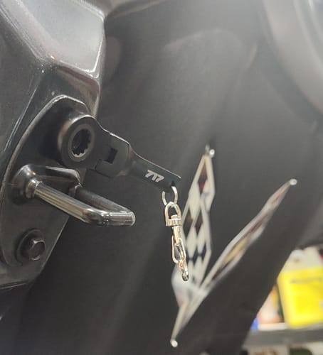 Customer photo review of Black 10mm Ratchet Keychain