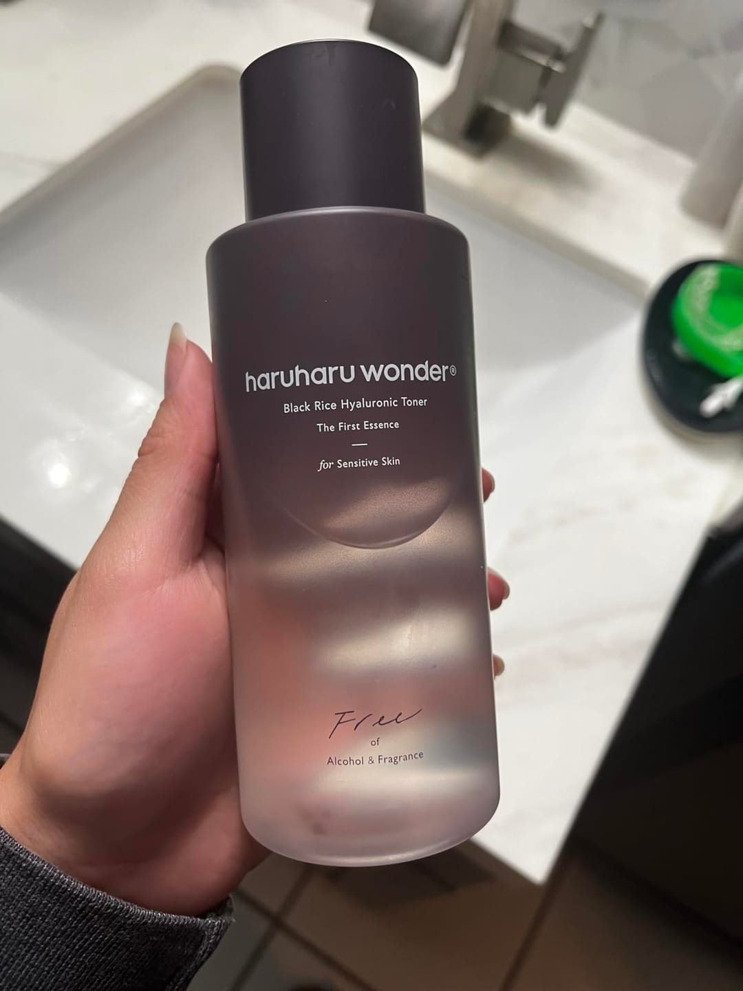 Customer photo review of BLACK RICE hyaluronic toner / free of alcohol & fragrance