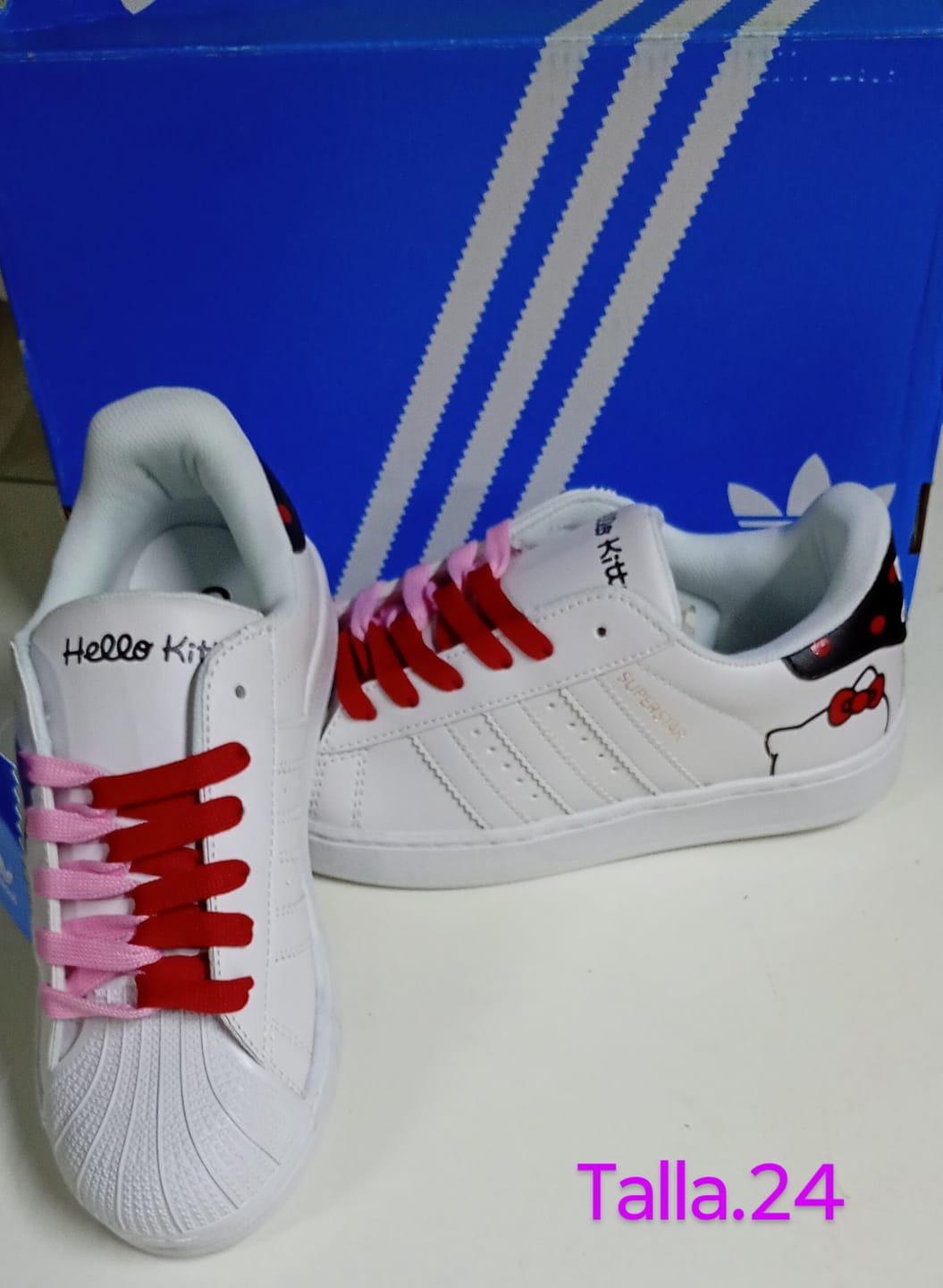 Customer photo review of Tenis 013 Negro Total