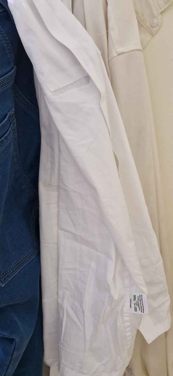 Customer photo review of Snow Field - 100% Cotton Formal White Shirt For Men | Uathayam