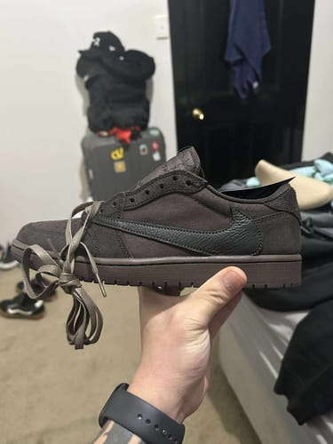 Customer photo review of Nike x Travis Scott Air Jordan 1 Retro Low OG SP 'Velvet Brown'