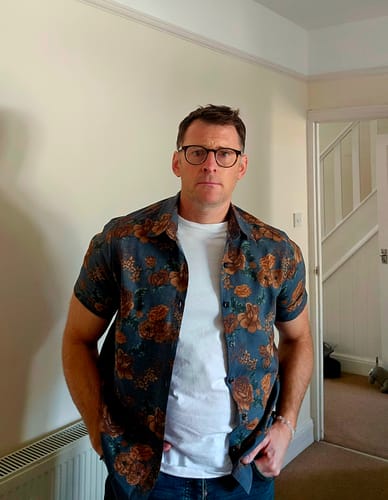 Customer photo review of Bundle Of 2 | Men's Vintage Floral Retro Button Up Summer Holiday Short Sleeve Shirt