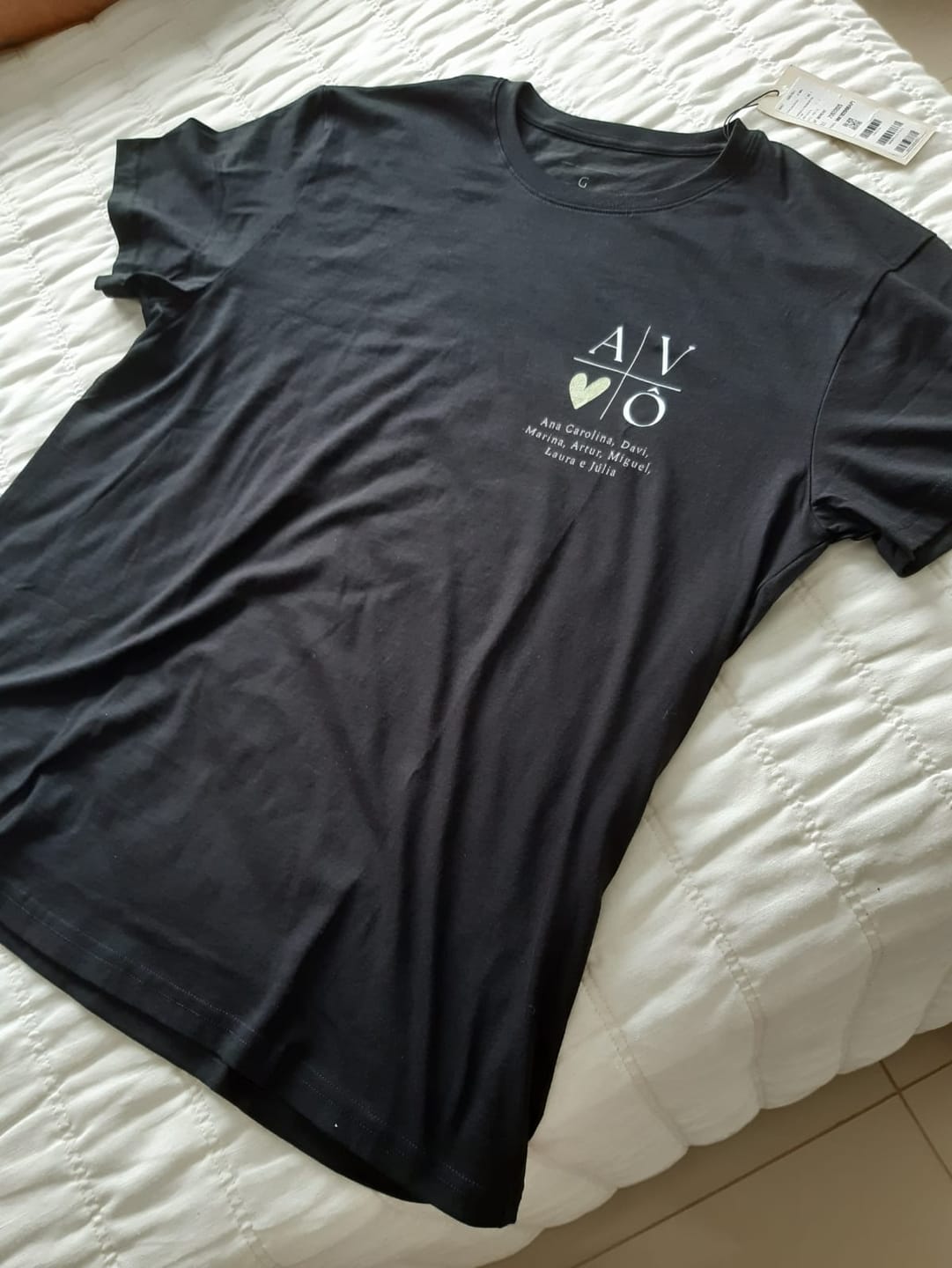 Customer photo review of Camiseta Personalizada AVÔ MINIMALISTA - Algodão Peruano