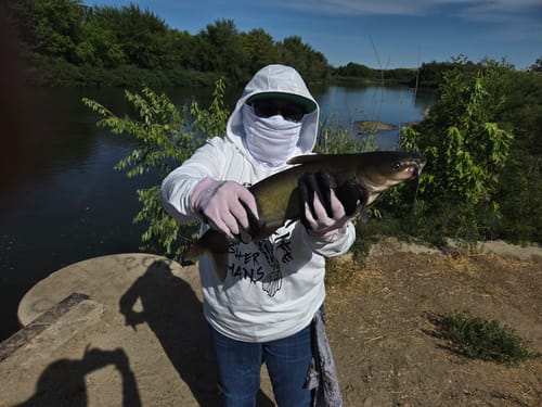 Customer photo review of UPF 50+ Long Sleeve Shirt with Hood and Facemask