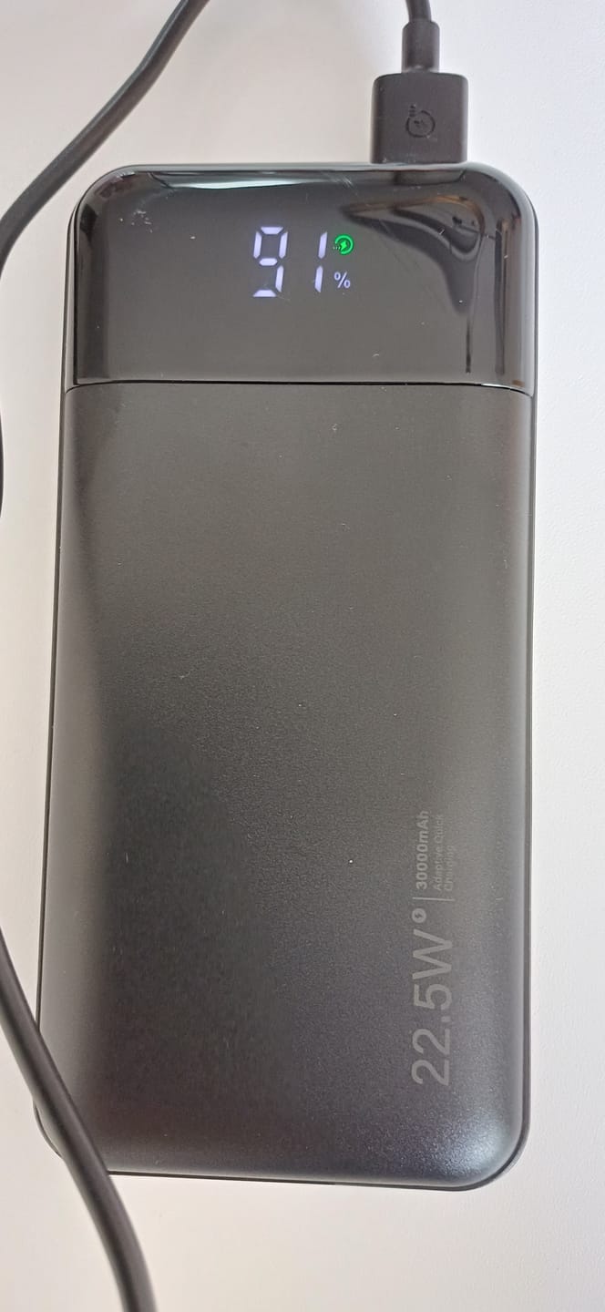 Customer photo review of Siltcon® Powerbank 30000 mAh