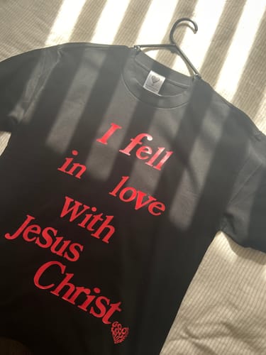 Customer photo review of RED FALLING IN LOVE TEE - BLACK