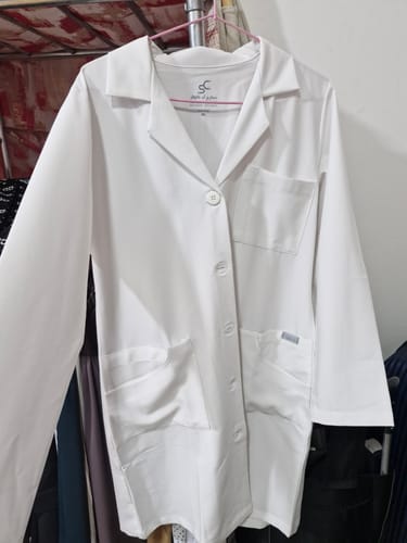 Customer photo review of Yara Women's Modest Classic Fit Lab Coat