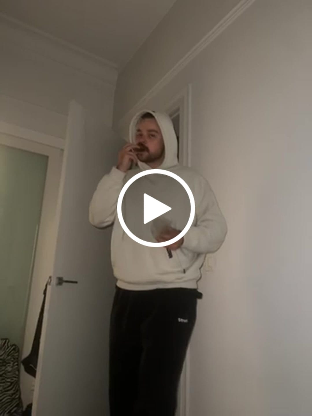 Customer video review of PROTECT CHOCOLATES FROM MELTING - Add Icepack packaging