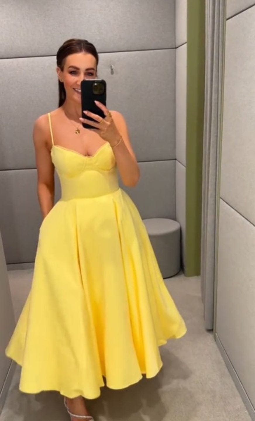 Customer photo review of Selene