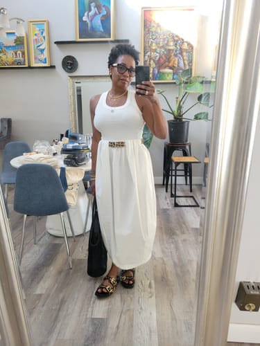 Customer photo review of Sleeveless Balloon Dresses