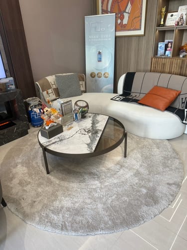 育紋 review of 漸變色 厚絨圓形地毯 image 1 out of 1
