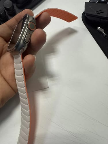Customer photo review of Magnetic Silicone Apple Watch Band
