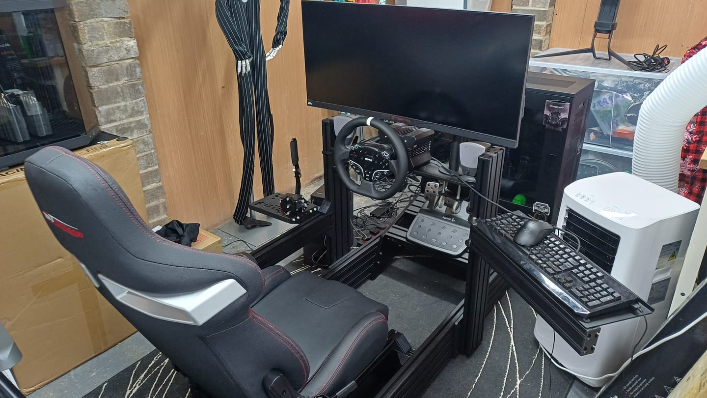 Customer photo review of PRIME Keyboard Tray