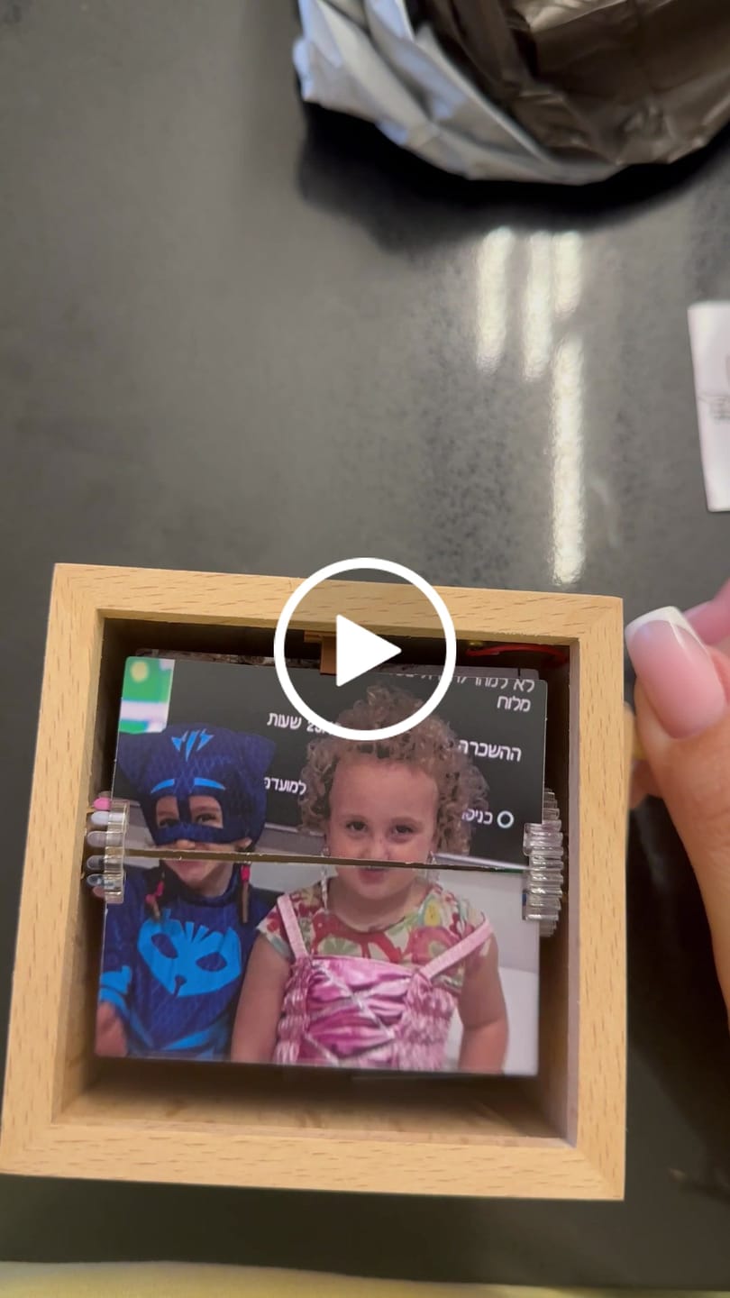 Customer video review of FlipBook בהתאמה אישית