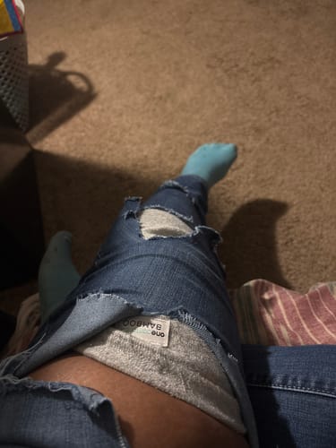 Customer photo review of Premium Bamboo Knee Sleeve (Single)