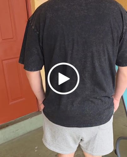 Customer video review of KAKASHI VINTAGE OVERSIZE TEE