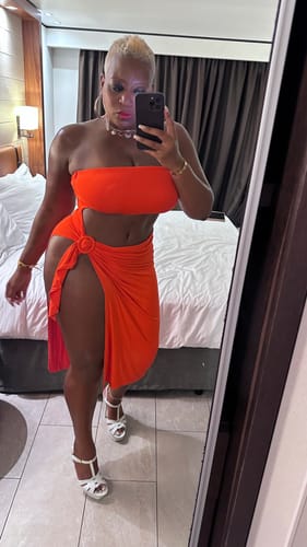 Customer photo review of Strapless Dress with O-ring Belt Detail