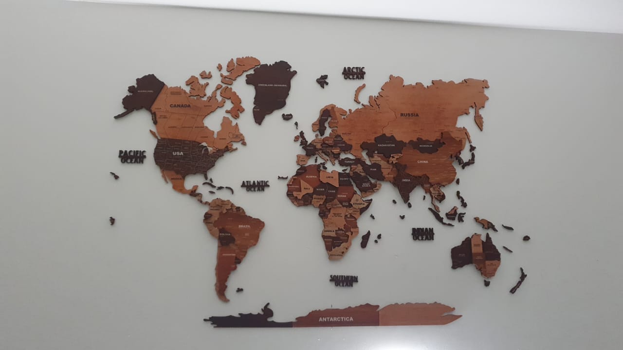 Customer photo review of 3D Wooden Texture Wooden Worldmap