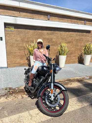 Customer photo review of Óculos Brienza Oversized