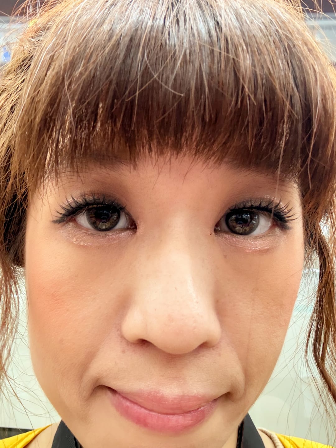 Customer photo review of Clalen Iris Toric 1 Day Halo Gray 散光彩色隱形眼鏡（30片裝）