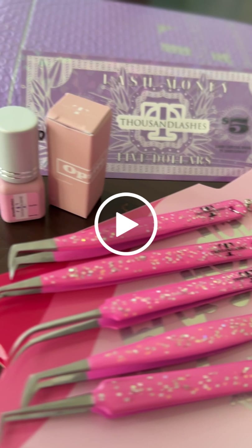 Customer video review of CANDY-CHARM TWEEZER KIT
