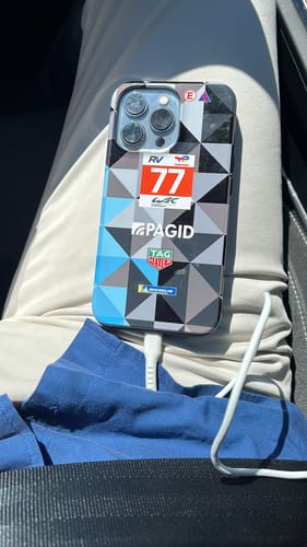 Kundenbewertung mit Foto zu 911 RSR Dempsey Proton 24h 2022 Livery - Individuelle Premium Hülle für iPhone