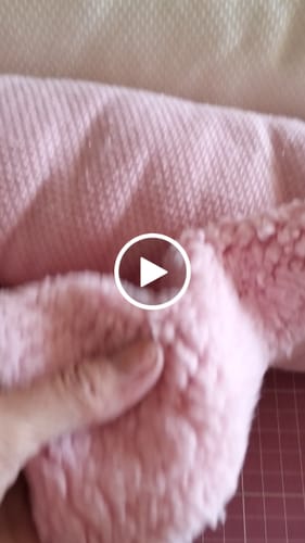 Customer video review of LA CARAPINHA COR ROSA BEBE