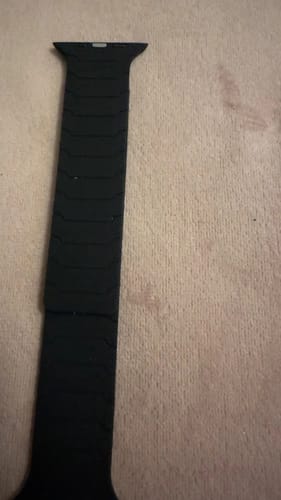 Customer photo review of Magnetic Silicone Apple Watch Band