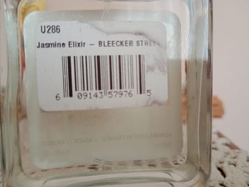 Customer photo review of Jasmine Elixir - Inspirado en BLEECKER STREET EDP de BOND No 9 100ml “Karol G”