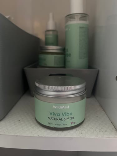 Customer photo review of Viva Vibe SPF 30
