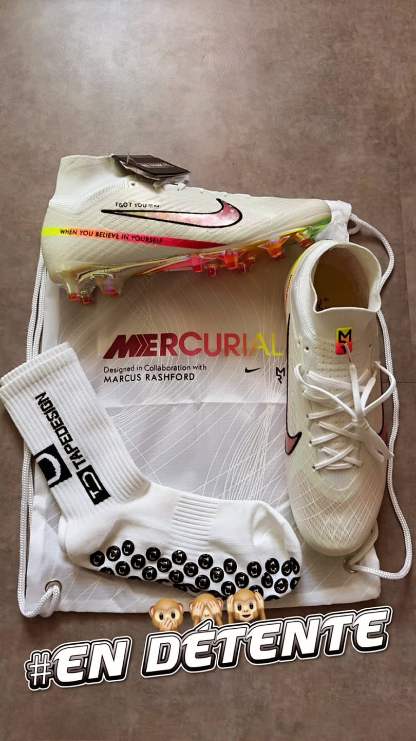 Customer photo review of Air Zoom Mercurial Superfly 9 AG x Marcus Rashford - Blanc/Rose/Jaune/Orange