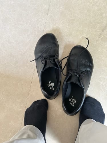 Customer photo review of Baer URBN Leder Exekutive Barefoot Shoes for Men & Women - Grained Black ( Baer Sole)