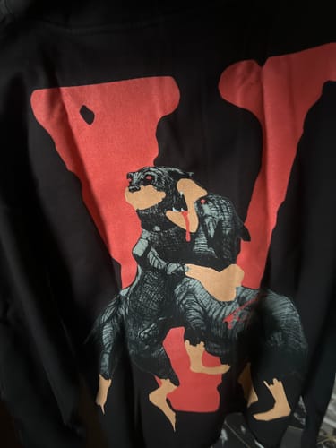 Customer photo review of Vlone City Morgue Dog Black Hoodie