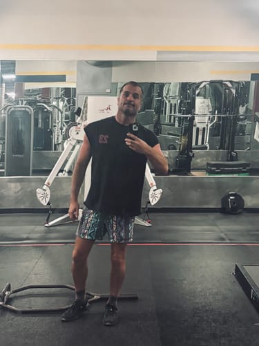 Customer photo review of BULLS MUSCLE TEE