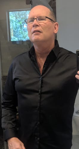 Customer photo review of Wrinkle-resistant Cotton-Lycra Shirt - Black