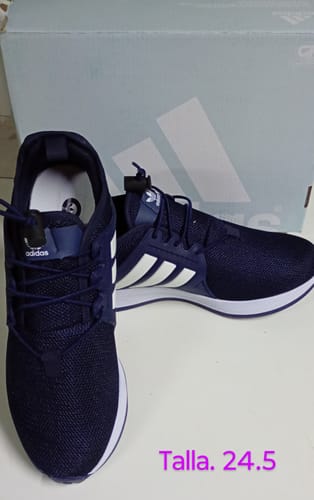 Cynthia Guadalupe S. review of Tenis 013 Negro Total image 2 out of 5