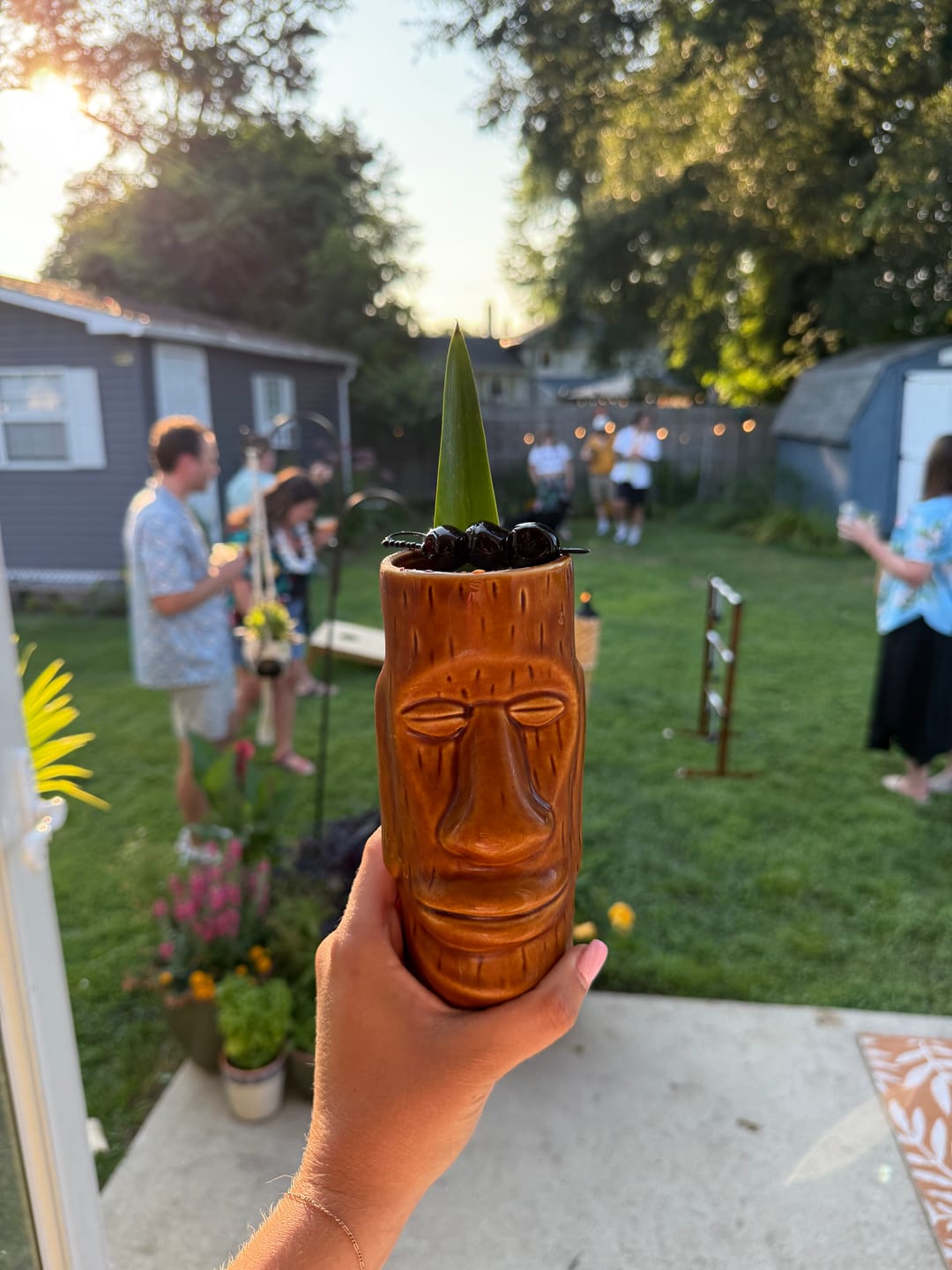 Customer photo review of Ceramic Tiki Mugs, Set of 8 - 18-23.5oz - Perfect for Exotic Cocktails, Iced Tea, Soda, Mai Tai, Long Island