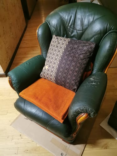 Customer photo review of Patch Réparation Cuir Universel – Réparpatch Auto-Adhésif pour Tous Types de Cuir (50x138cm)