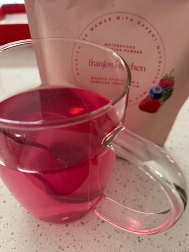 Customer photo review of Motherhood Hydration Powder - Mixed Berry + Blood Orange Duo