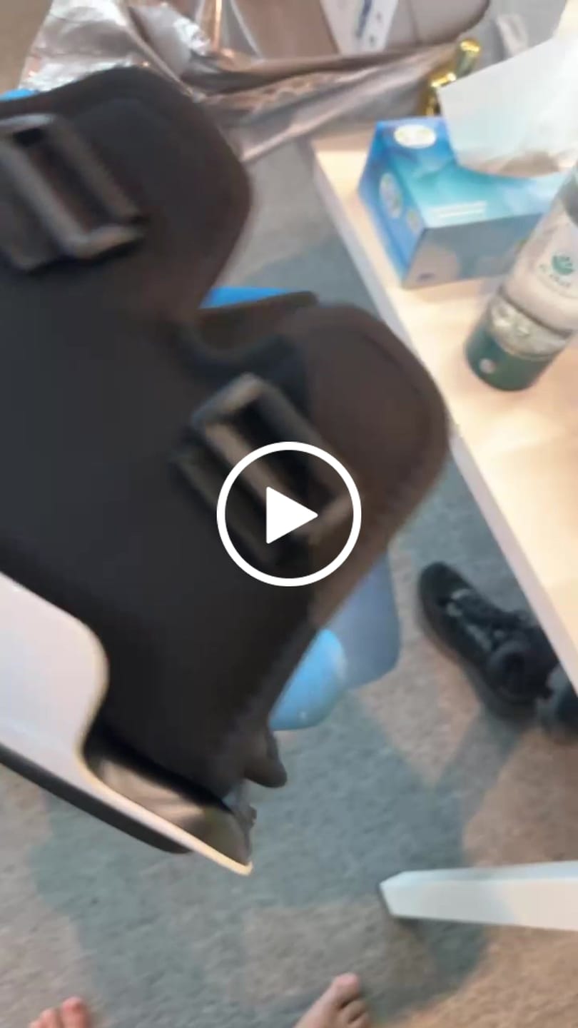Customer video review of RestoreKnee™ 2.0 - Knee Massager