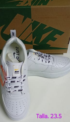 Cynthia Guadalupe S. review of Tenis 013 Negro Total image 3 out of 5